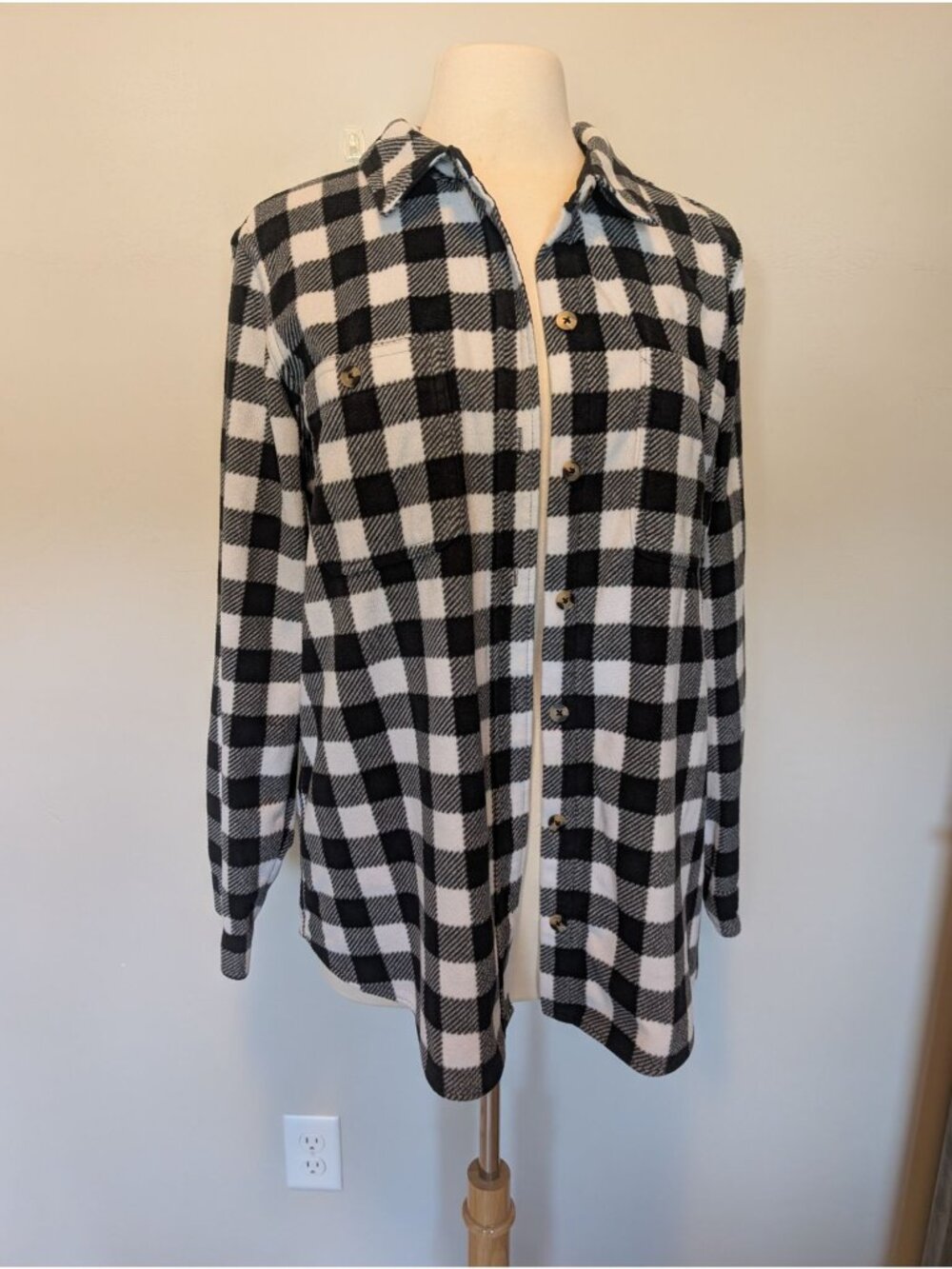 Time And Tru Womens XXL Plaid Button-Up Fleece Shirt Black & White